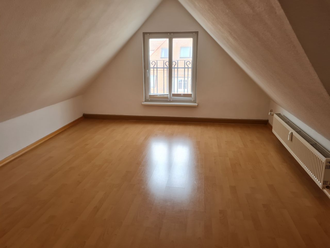 Wohnraum 2 / westliche Seite